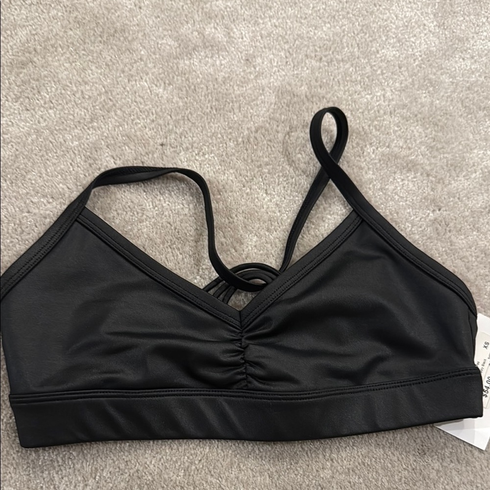 Alo yoga sports bra